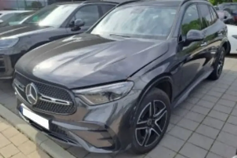 Mercedes-Benz GLC 300 din 2023 cu 138.322 km - oferta MER159678 - foto 1