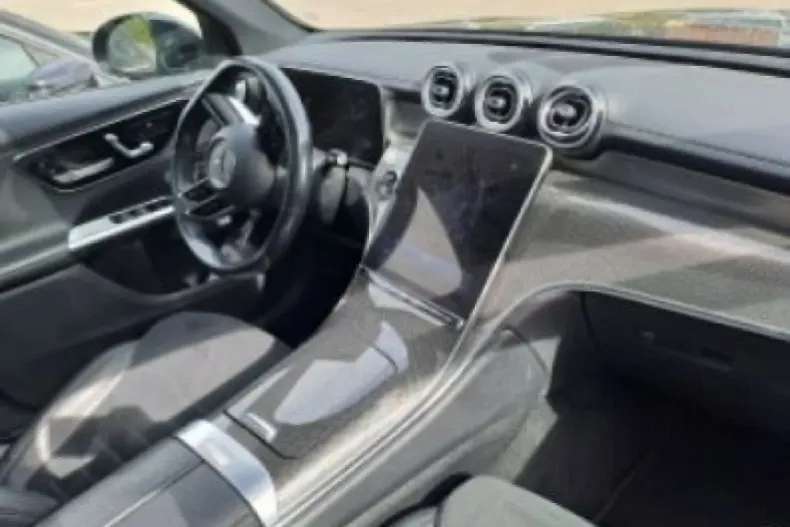 Mercedes-Benz GLC 300 din 2023 cu 138.322 km - oferta MER159678 - foto 5