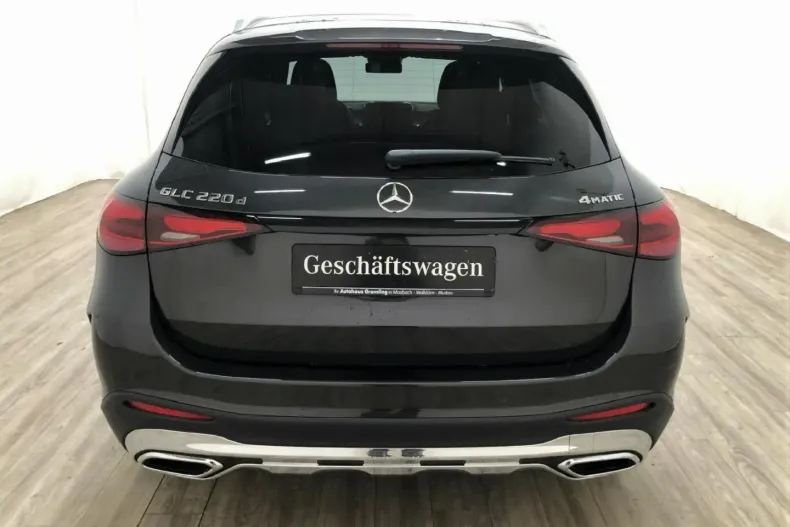 Mercedes-Benz GLC 220 din 2023 cu 46.980 km - oferta MER159679 - foto 5