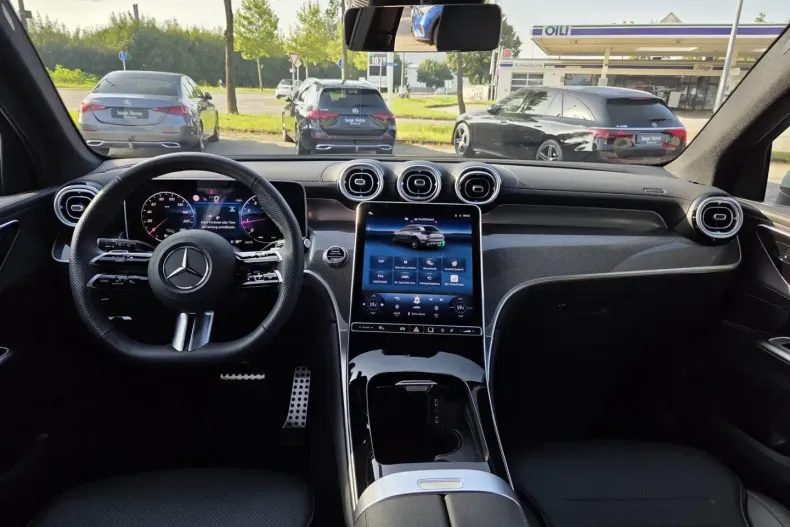 Mercedes-Benz GLC 200 din 2024 cu 25.073 km - oferta MER159682 - foto 12