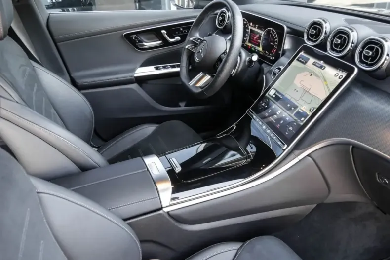 Mercedes-Benz GLC 300 din 2024 cu 24.990 km - oferta MER159683 - foto 4