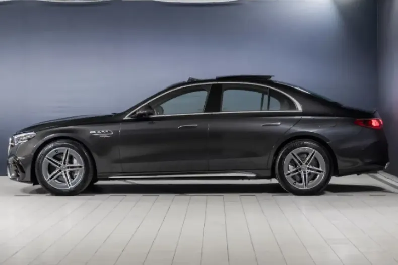 Mercedes-Benz E 53 AMG din 2024 cu 9.793 km - oferta MER159684 - foto 2