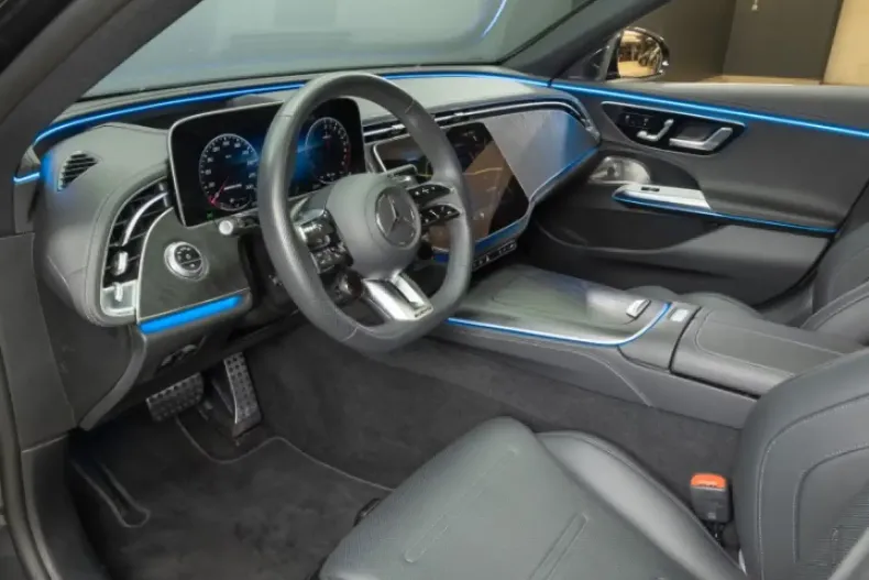 Mercedes-Benz E 53 AMG din 2024 cu 9.793 km - oferta MER159684 - foto 9