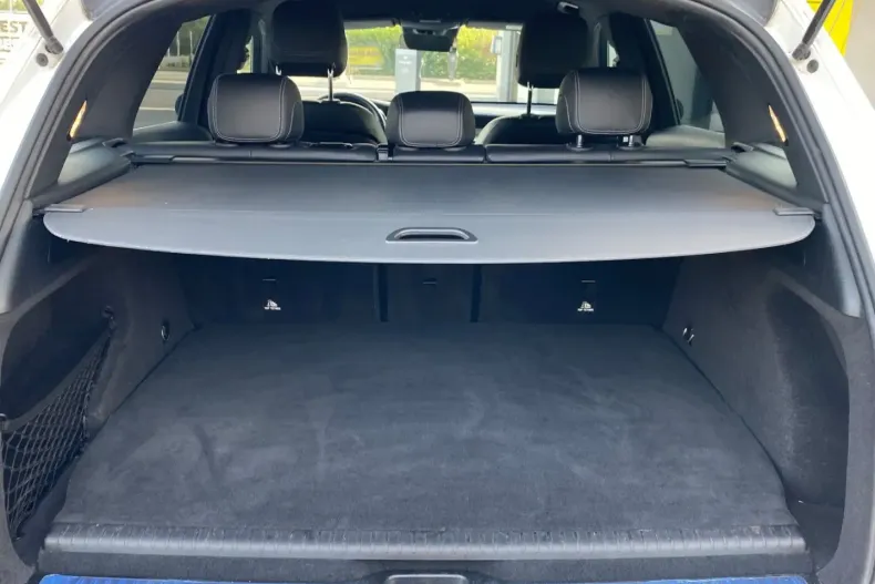 Mercedes-Benz GLC 300 din 2022 cu 67.197 km - oferta MER159685 - foto 19