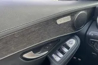 Mercedes-Benz GLC 300 din 2022 cu 67.197 km - oferta MER159685 - foto 23