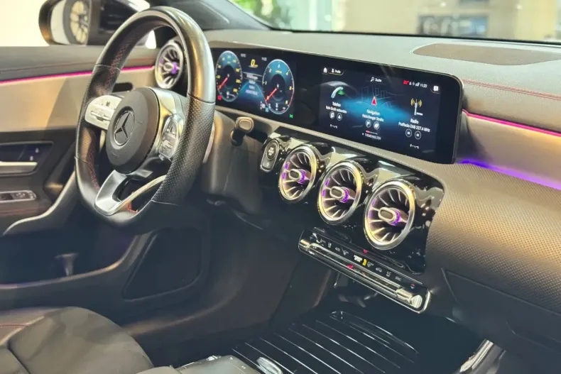 Mercedes-Benz CLA 220 din 2020 cu 87.300 km - oferta MER159689 - foto 22