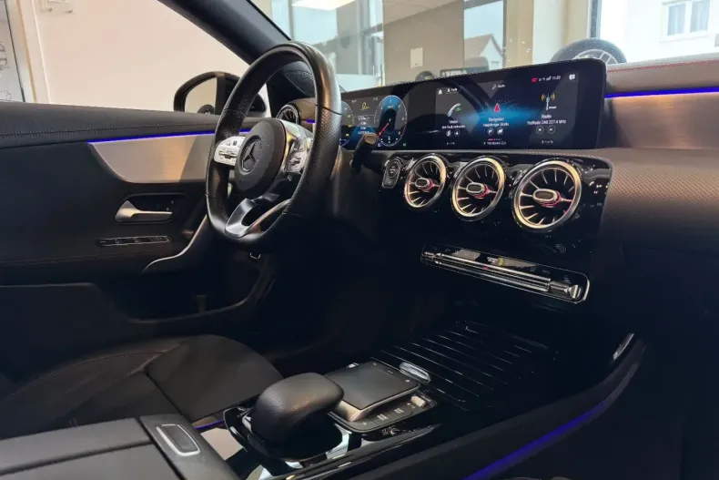 Mercedes-Benz CLA 220 din 2020 cu 87.300 km - oferta MER159689 - foto 23