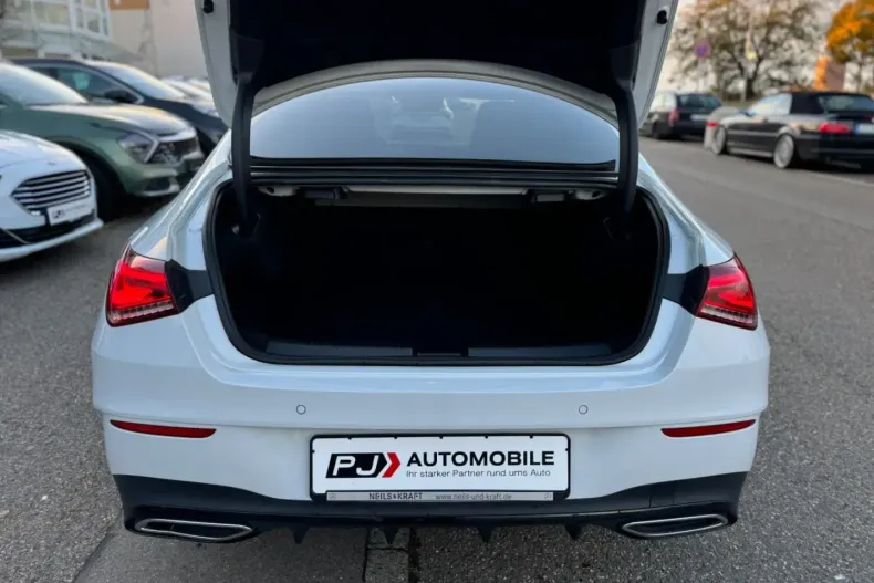 Mercedes-Benz CLA 200 din 2021 cu 50.000 km - oferta MER159690 - foto 15