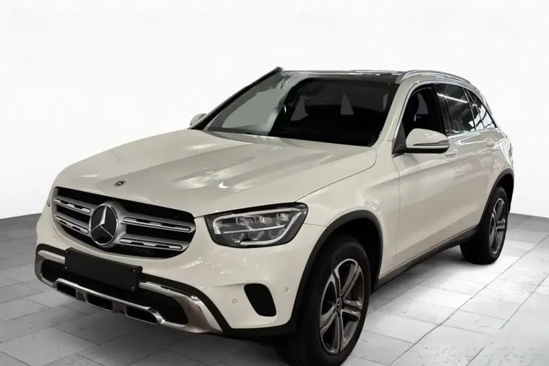 Mercedes-Benz GLC 300 din 2022 cu 57.683 km - oferta MER159699 - foto 1