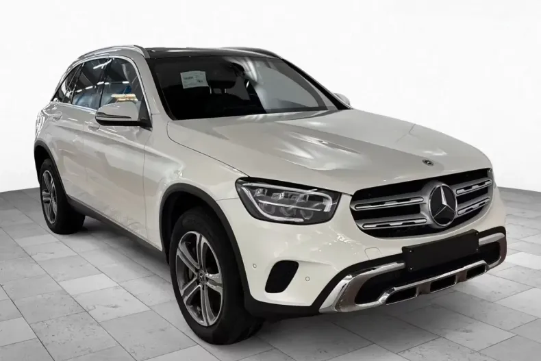 Mercedes-Benz GLC 300 din 2022 cu 57.683 km - oferta MER159699 - foto 3