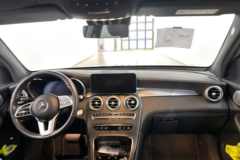 Mercedes-Benz GLC 300 din 2022 cu 57.683 km - oferta MER159699 - foto 5