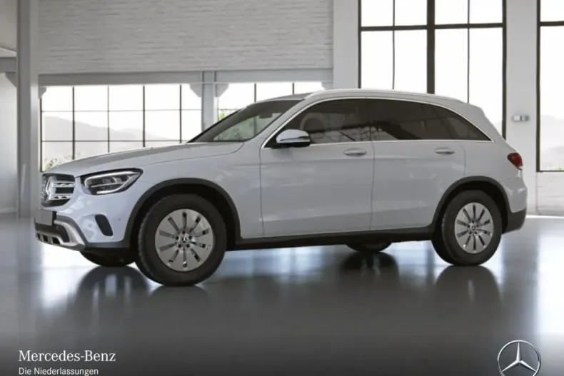 Mercedes-Benz GLC 200 din 2022 cu 73.498 km - oferta MER159700 - foto 2