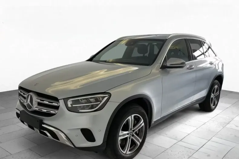 Mercedes-Benz GLC 300 din 2022 cu 59.830 km - oferta MER159703 - foto 1