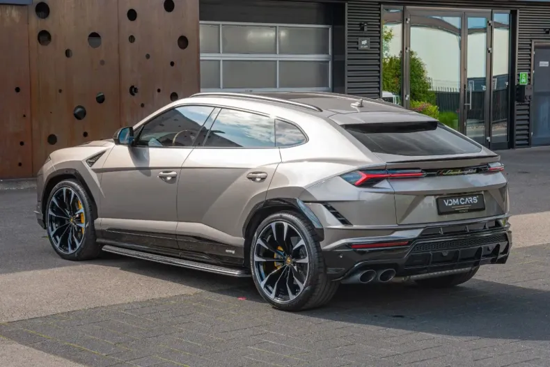 Lamborghini Urus din 2023 cu 6.488 km - oferta LAM159704 - foto 5