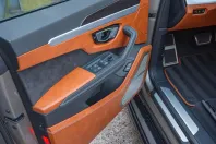 Lamborghini Urus din 2023 cu 6.488 km - oferta LAM159704 - foto 17