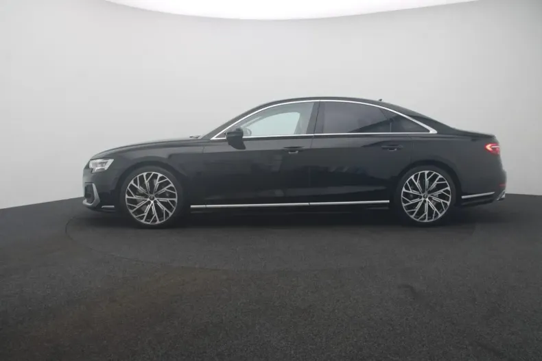 Audi S8 din 2023 cu 79.798 km - oferta AUD159708 - foto 4