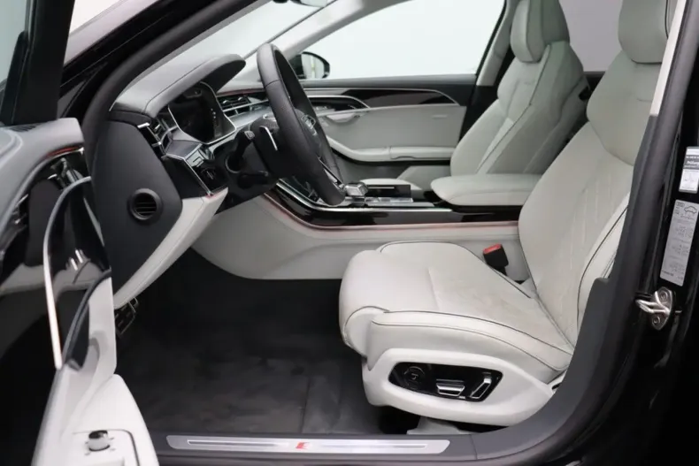 Audi S8 din 2023 cu 79.798 km - oferta AUD159708 - foto 8
