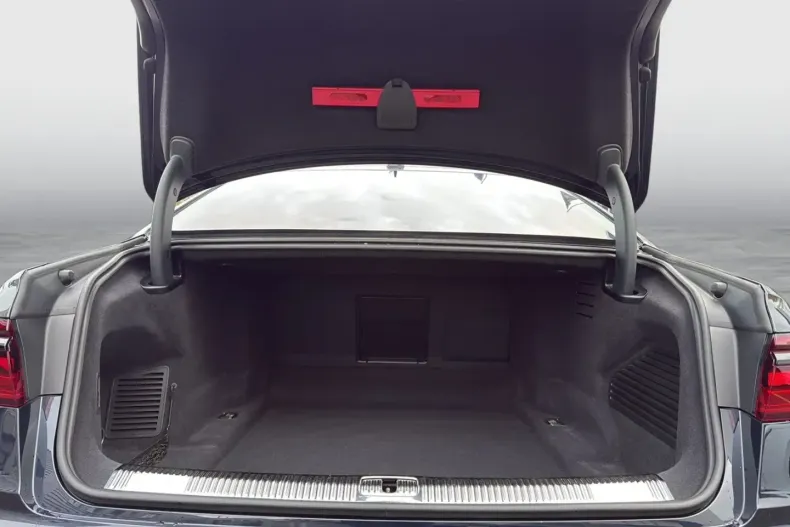 Audi S8 din 2022 cu 41.810 km - oferta AUD159710 - foto 15