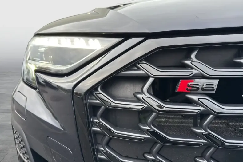 Audi S8 din 2022 cu 41.810 km - oferta AUD159710 - foto 18