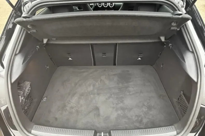 Mercedes-Benz A 220 din 2024 cu 16.107 km - oferta MER159724 - foto 9