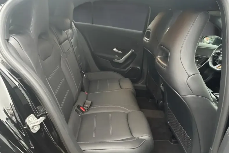 Mercedes-Benz A 220 din 2024 cu 16.107 km - oferta MER159724 - foto 13