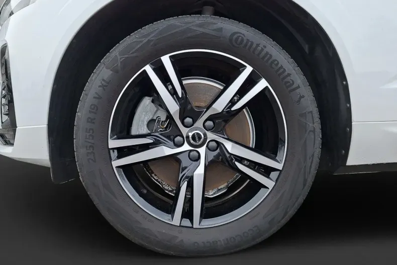 Volvo XC60 din 2021 cu 30.240 km - oferta VOL159725 - foto 9