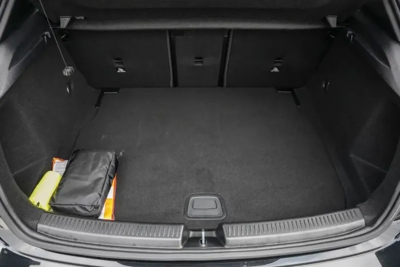 Mercedes-Benz A 220 din 2023 cu 33.200 km - oferta MER159726 - foto 4