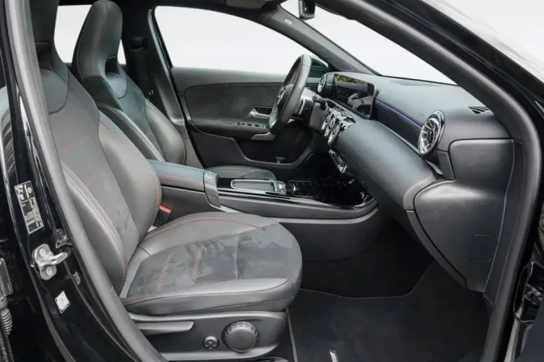 Mercedes-Benz A 220 din 2023 cu 33.200 km - oferta MER159726 - foto 5