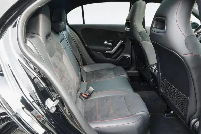 Mercedes-Benz A 220 din 2023 cu 33.200 km - oferta MER159726 - foto 6