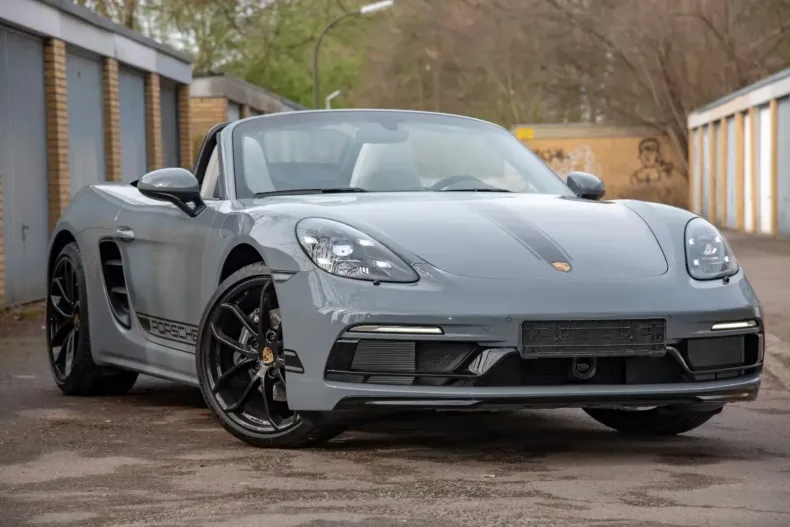 Porsche Boxster din 2025 cu 30 km - oferta POR159727 - foto 1