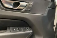 Volvo XC60 din 2021 cu 71.679 km - oferta VOL159728 - foto 9