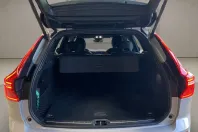 Volvo XC60 din 2021 cu 71.679 km - oferta VOL159728 - foto 17