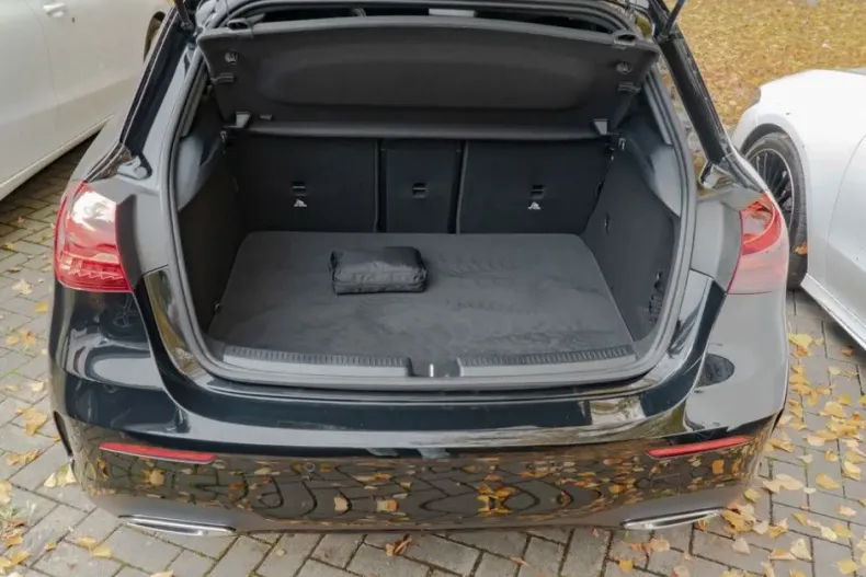 Mercedes-Benz A 220 din 2024 cu 14.023 km - oferta MER159730 - foto 6