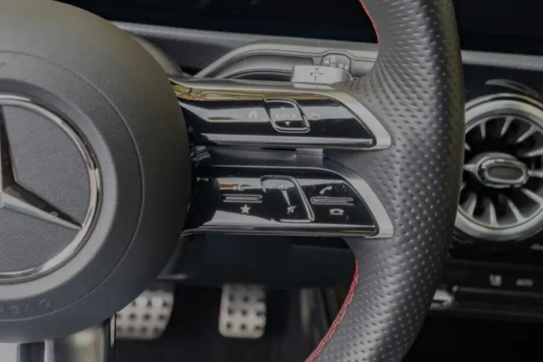 Mercedes-Benz A 220 din 2024 cu 14.023 km - oferta MER159730 - foto 14