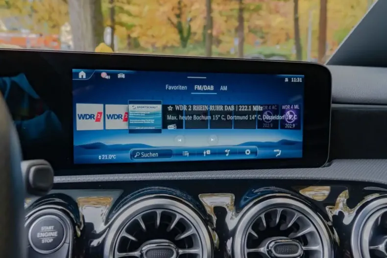 Mercedes-Benz A 220 din 2024 cu 14.023 km - oferta MER159730 - foto 21