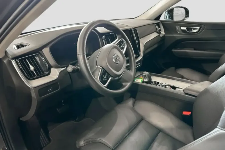 Volvo XC60 din 2023 cu 20.988 km - oferta VOL159731 - foto 7