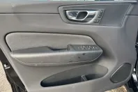 Volvo XC60 din 2022 cu 51.167 km - oferta VOL159733 - foto 13