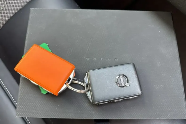 Volvo XC60 din 2022 cu 51.167 km - oferta VOL159733 - foto 14