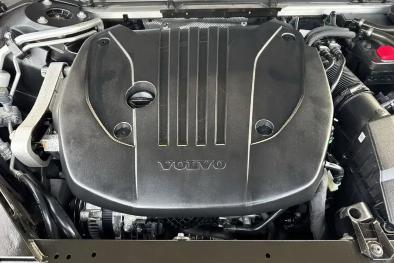 Volvo XC60 din 2022 cu 51.167 km - oferta VOL159733 - foto 16