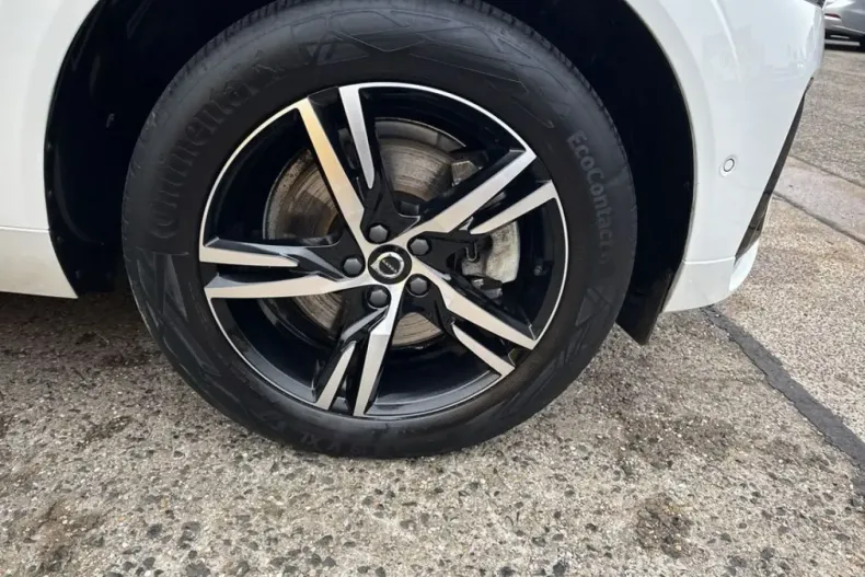 Volvo XC60 din 2022 cu 52.579 km - oferta VOL159736 - foto 15