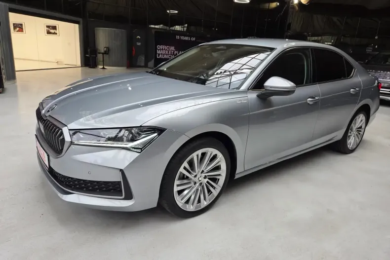 Skoda Superb din 2024 cu 34.000 km - oferta SKO159738 - foto 3