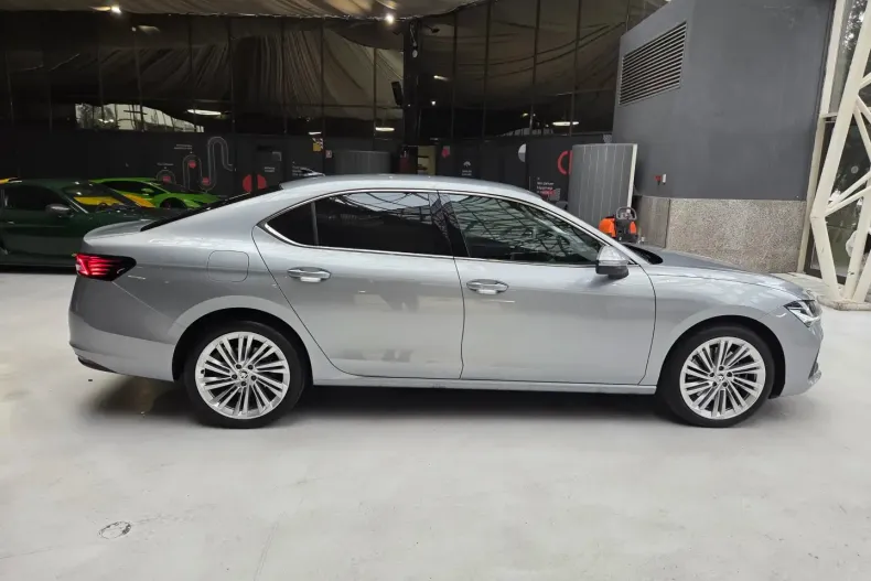 Skoda Superb din 2024 cu 34.000 km - oferta SKO159738 - foto 9