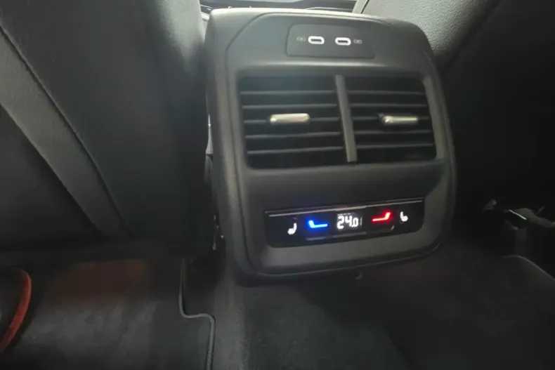 Skoda Superb din 2024 cu 34.000 km - oferta SKO159738 - foto 23