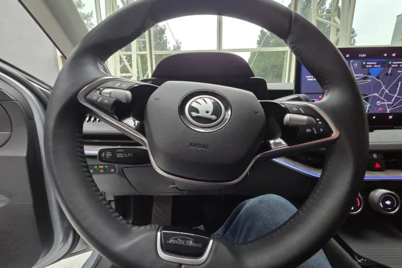 Skoda Superb din 2024 cu 34.000 km - oferta SKO159738 - foto 31