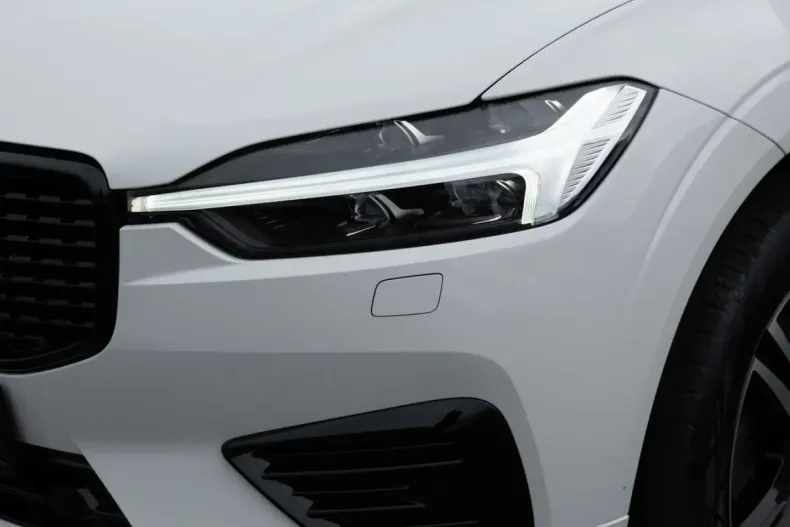 Volvo XC60 din 2021 cu 46.190 km - oferta VOL159739 - foto 29