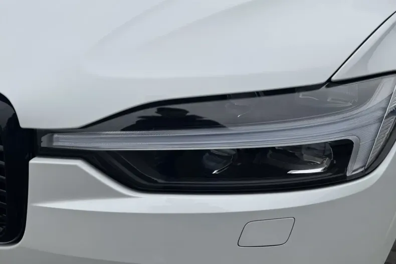 Volvo XC60 din 2021 cu 77.150 km - oferta VOL159740 - foto 10