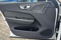 Volvo XC60 din 2021 cu 77.150 km - oferta VOL159740 - foto 24