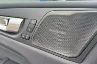 Volvo XC60 din 2021 cu 77.150 km - oferta VOL159740 - foto 25