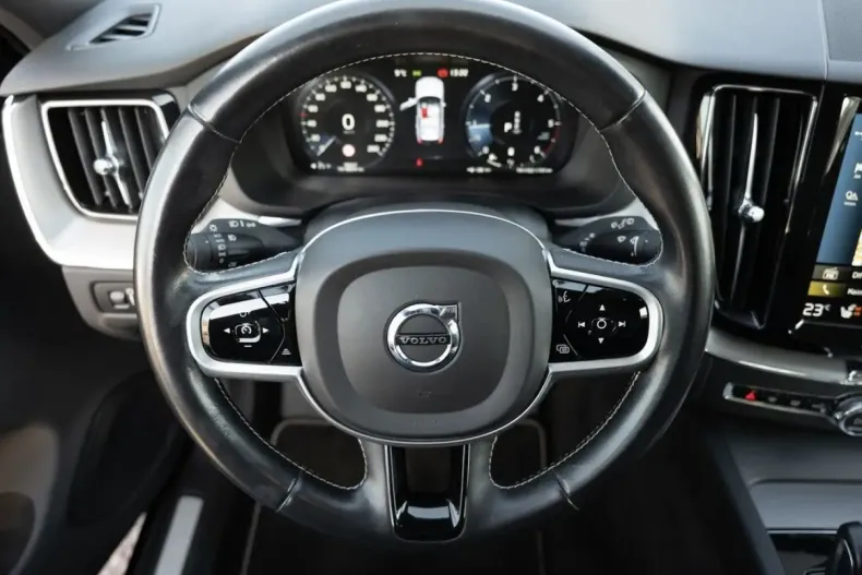 Volvo XC60 din 2021 cu 78.634 km - oferta VOL159741 - foto 10