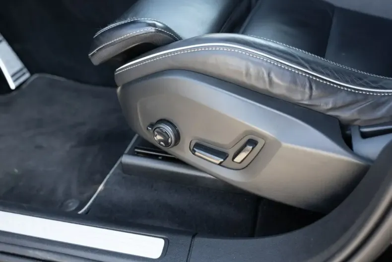 Volvo XC60 din 2021 cu 78.634 km - oferta VOL159741 - foto 26